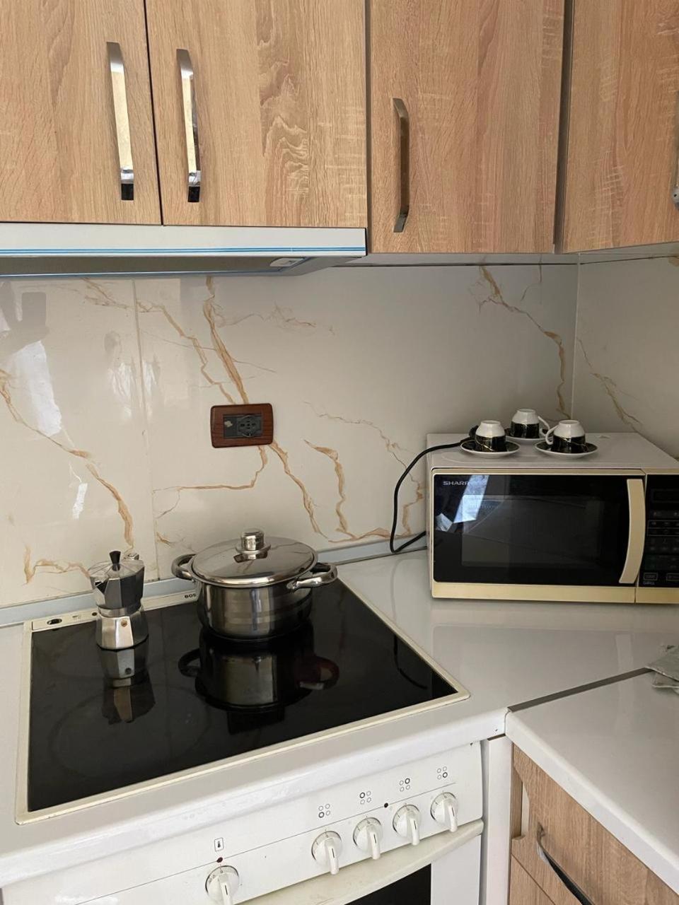 Apartament Shkembi I Kavajes ดูร์เรส ภายนอก รูปภาพ